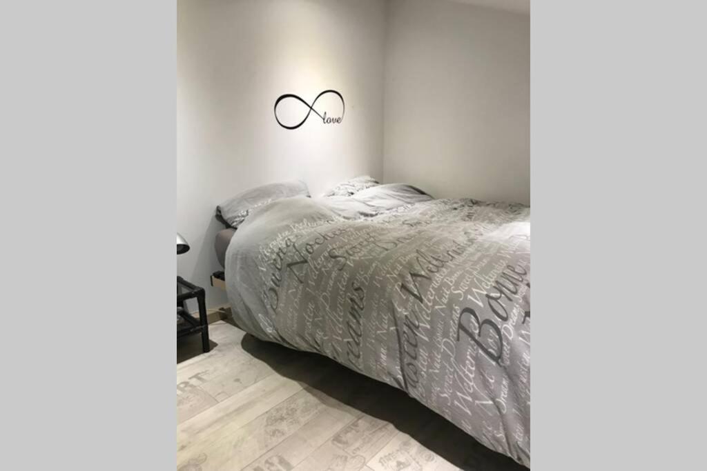 Loft exceptionnel à Wépion avec jacuzzi et sauna infrarouge Extérieur photo